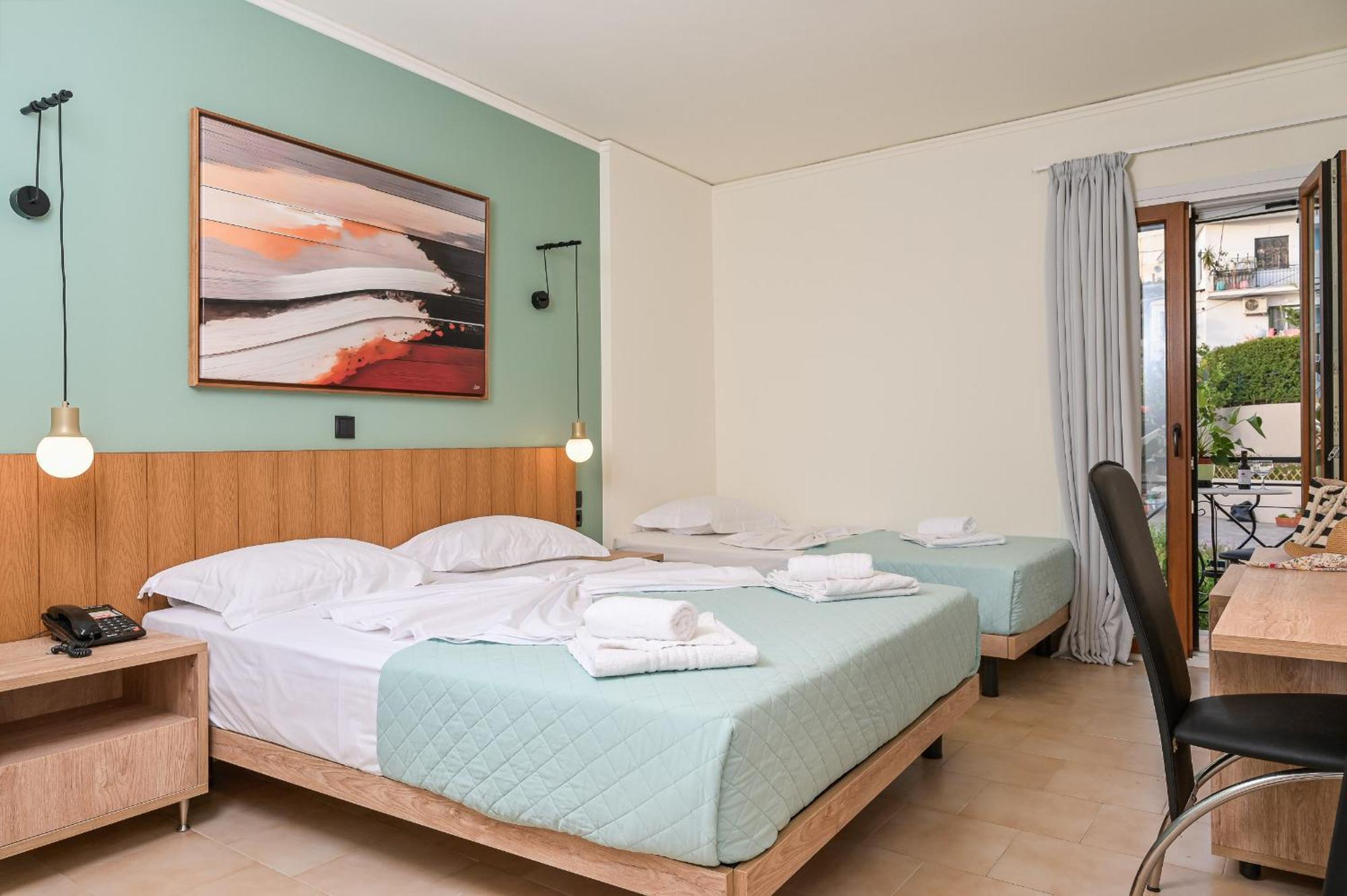 Emily Hotel Agia Paraskevi  ภายนอก รูปภาพ