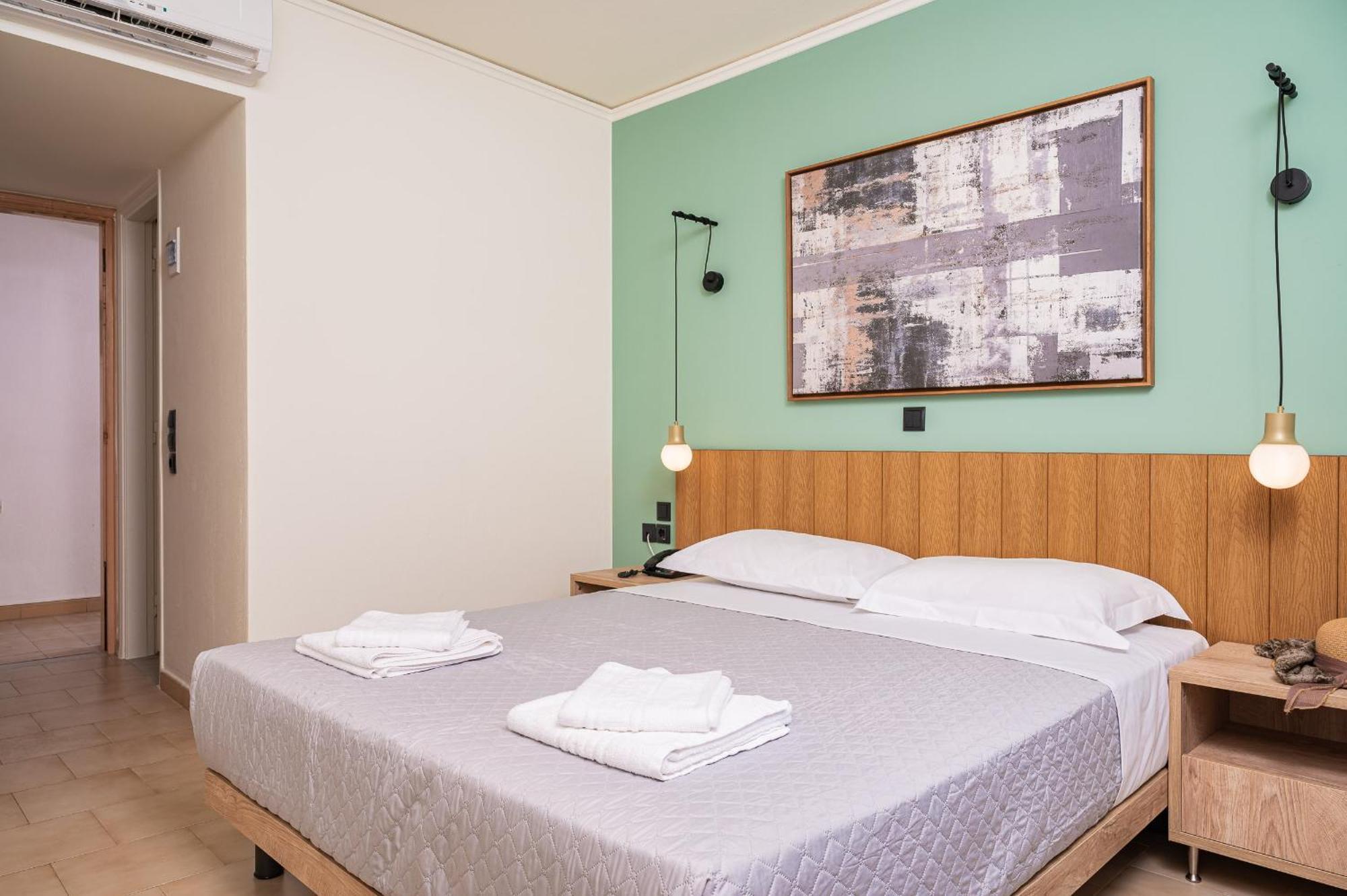 Emily Hotel Agia Paraskevi  ภายนอก รูปภาพ