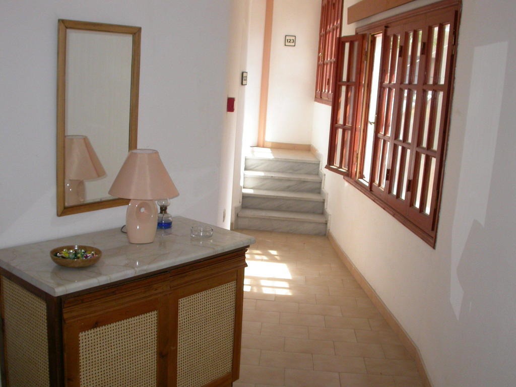 Emily Hotel Agia Paraskevi  ภายนอก รูปภาพ